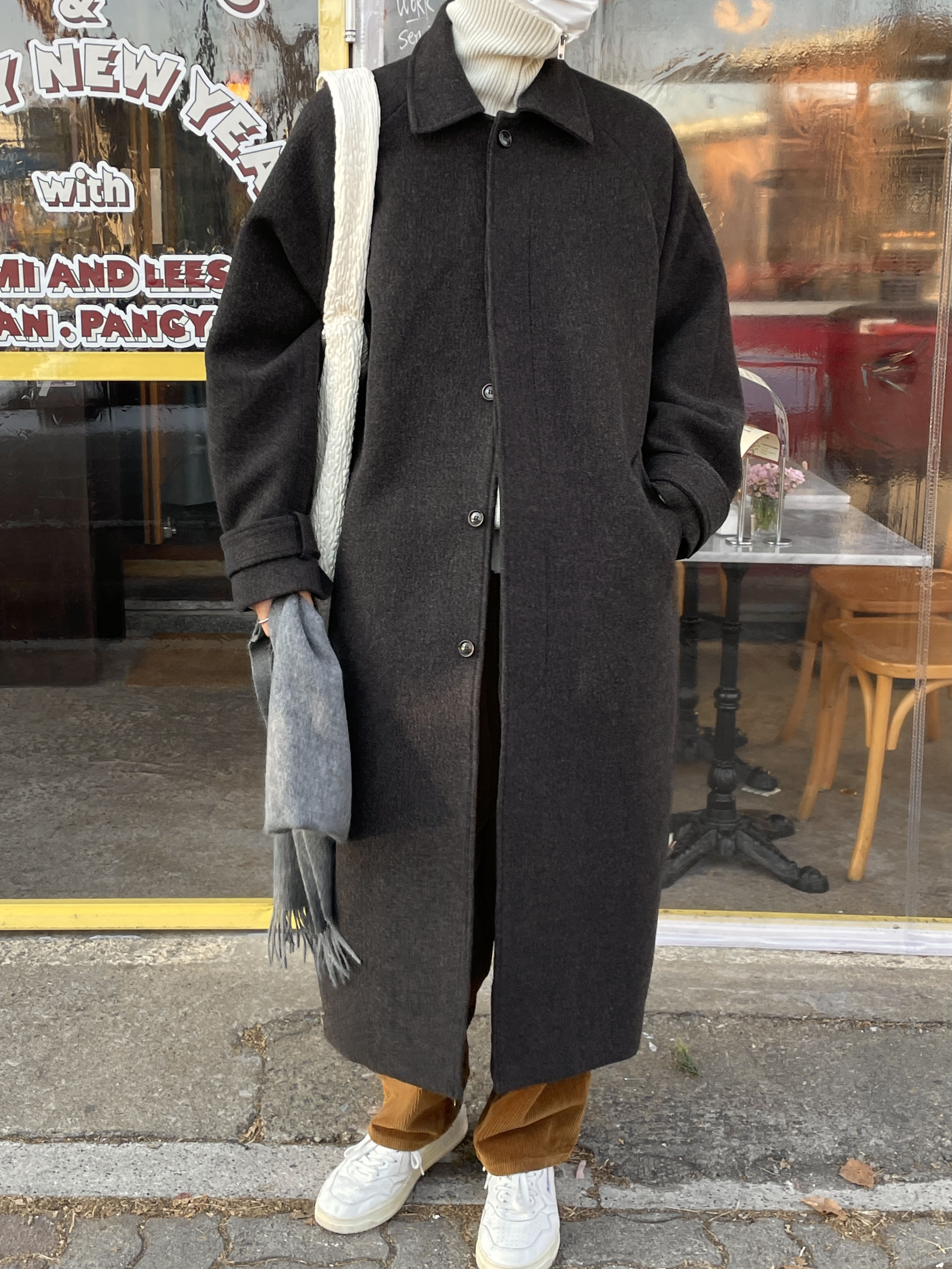 Crinkle maxi balmachan coat