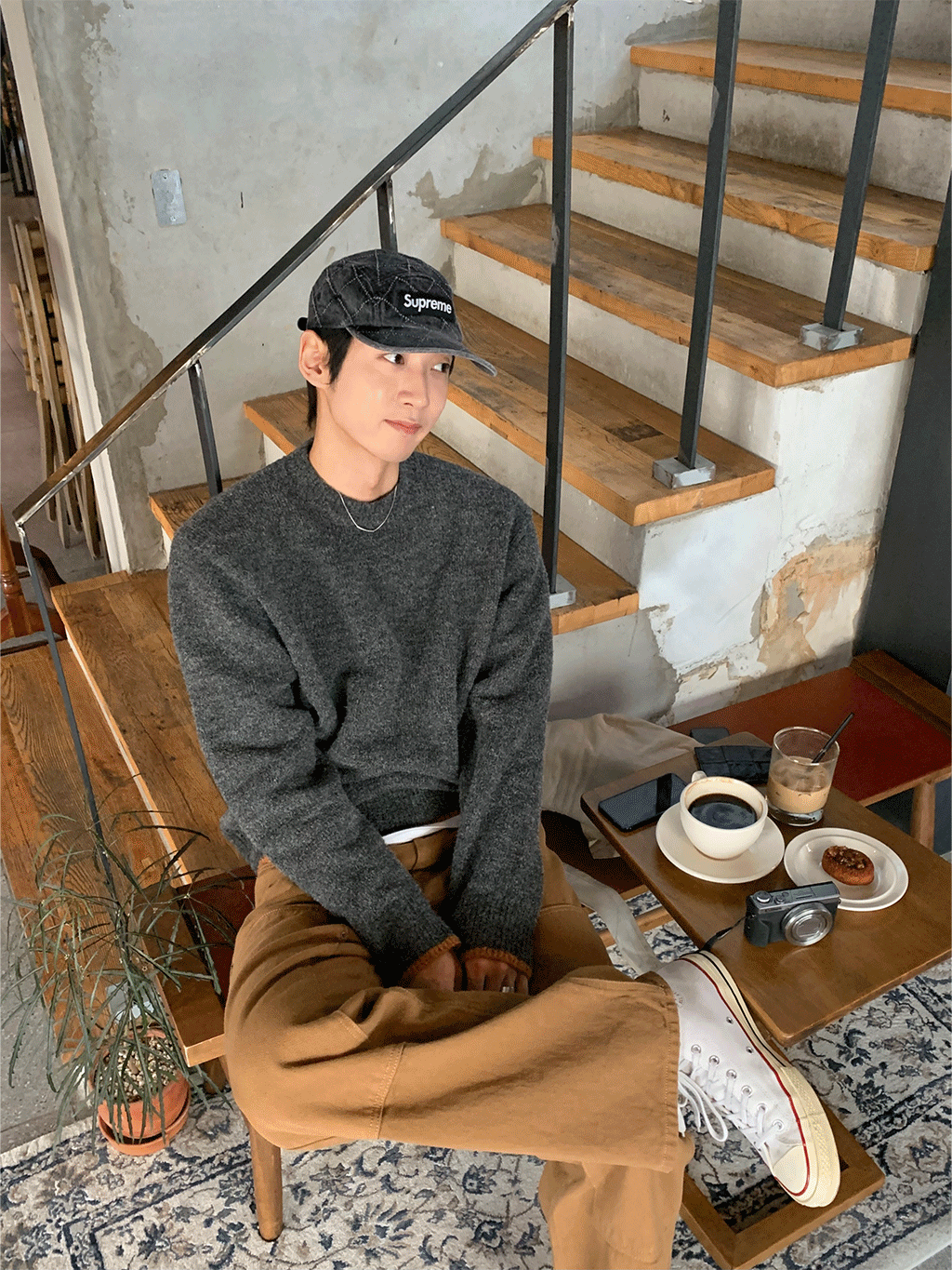 Color wool round knit